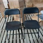 Fordable black metal conference chair